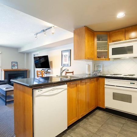 Whistler Village Centre By Latour Hotels And Resorts Ngoại thất bức ảnh